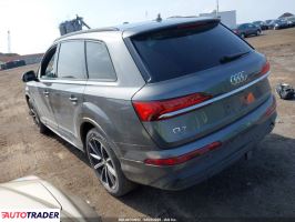 Audi Q7 2021 3