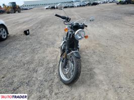 Triumph Bonneville 2025