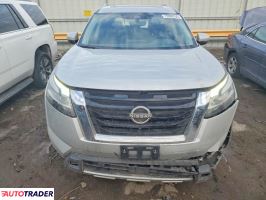 Nissan Pathfinder 2023 3