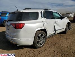 GMC Acadia 2019 3