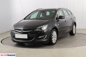 Opel Astra 2013 2.0 162 KM