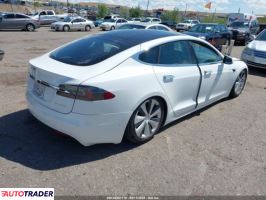 Tesla Model S 2021 Tesla Model S 2021