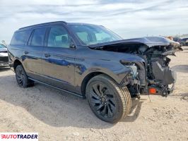 Lincoln Navigator 2025 3