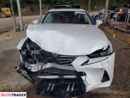 Lexus IS 2020 2