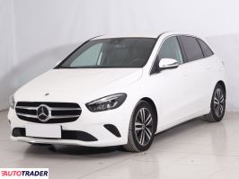 Mercedes B-klasa 2022 2.0 147 KM