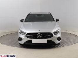 Mercedes A-klasa 2023 2.0 113 KM