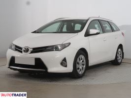 Toyota Auris 2013 1.6 130 KM