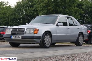 Mercedes 200 1992 2 118 KM