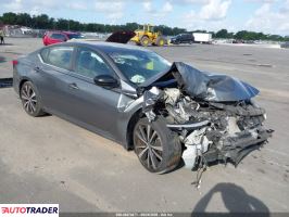 Nissan Altima - zobacz ofertę
