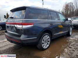 Lincoln Navigator 2024 3