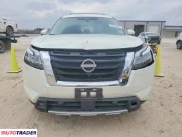 Nissan Pathfinder 2023 3