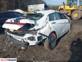 Hyundai Elantra 2024 2