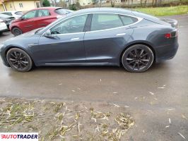 Tesla Model S - zobacz ofertę