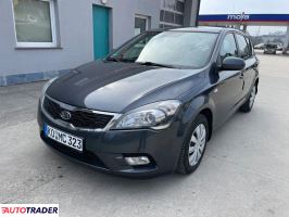 Kia Ceed 2010 1.4 90 KM