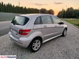 Mercedes B-klasa 2008 2.0 109 KM