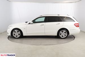 Mercedes E-klasa 2012 2.1 134 KM Mercedes E-klasa 2012 2.1 134 KM