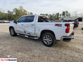 Chevrolet Silverado 2021 3
