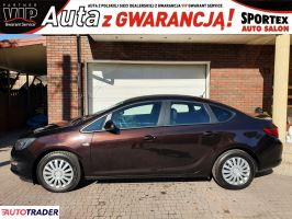 Opel Astra 2014 1.4 140 KM