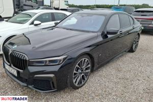 BMW 740 2021 3.0 340 KM