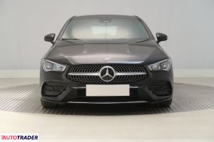 Mercedes Pozostałe 2022 1.3 134 KM