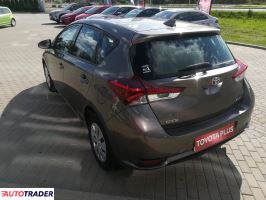 Toyota Auris 2016 1.6 132 KM Toyota Auris 2016 1.6 132 KM