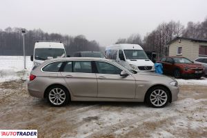 BMW 530 2011 3.0 258 KM
