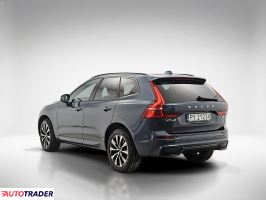 Volvo XC60 2022 2.0 197 KM