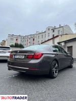 BMW 730 2013 3.0 258 KM