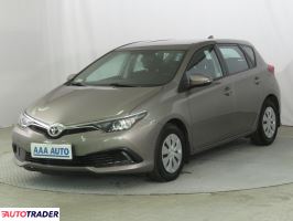 Toyota Auris 2015 1.4 88 KM Toyota Auris 2015 1.4 88 KM