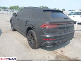 Audi Q8 2021 3