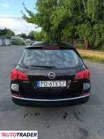 Opel Astra 2012 1.7 105 KM Opel Astra 2012 1.7 105 KM