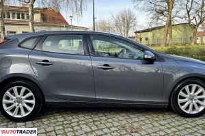 Volvo V40 2013 1.6 114 KM