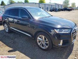 Audi Q7 2021 3