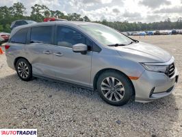 Honda Odyssey 2022 3