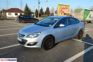 Opel Astra 2015 1.4 140 KM