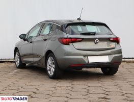 Opel Astra 2021 1.2 143 KM