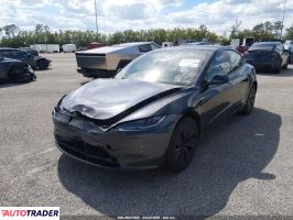 Tesla Model 3 2025