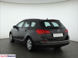 Opel Astra 2014 1.4 138 KM