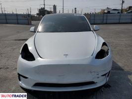 Tesla Model Y 2022 Tesla Model Y 2022