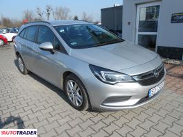 Opel Astra 2017 1.6 110 KM
