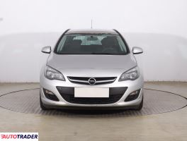 Opel Astra 2013 1.2 93 KM