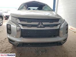 Mitsubishi Outlander 2021 2