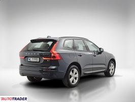 Volvo XC60 2022 2.0 197 KM