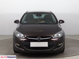 Opel Astra 2014 1.4 118 KM