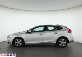 Volvo V40 2017 2.0 147 KM