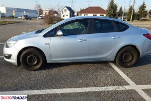 Opel Astra 2015 1.4 140 KM