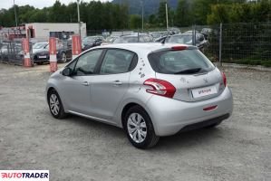 Peugeot 208 2013 1.2 82 KM Peugeot 208 2013 1.2 82 KM