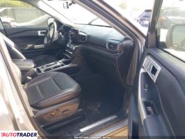 Ford Explorer 2021 2