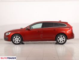 Volvo V60 2015 2.0 178 KM
