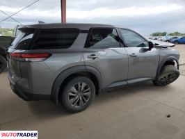 Nissan Pathfinder 2022 3